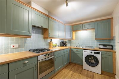 6/2 Mitchell Street, Edinburgh, EH6 7BD - image 14