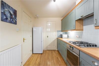 6/2 Mitchell Street, Edinburgh, EH6 7BD - image 5