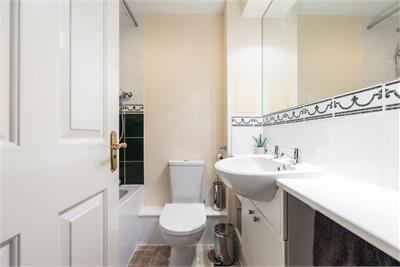 6/2 Mitchell Street, Edinburgh, EH6 7BD - image 8