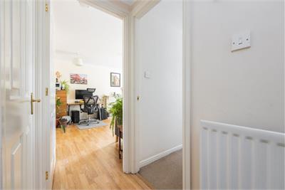 6/2 Mitchell Street, Edinburgh, EH6 7BD - image 10