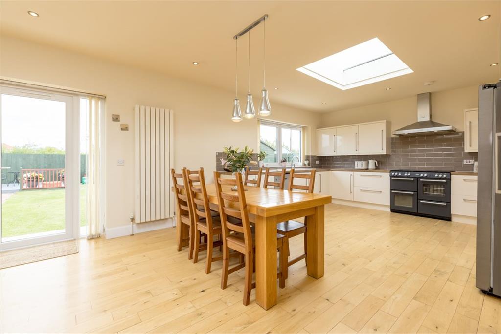 68 Christiemiller Avenue, Craigentinny, EH7 6SZ - image 5