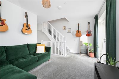 18 Armstrong Road, Longstone, Edinburgh, EH14 2BF - image 4