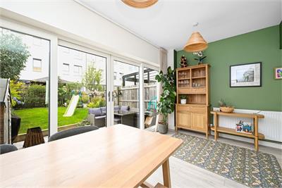 18 Armstrong Road, Longstone, Edinburgh, EH14 2BF - image 7