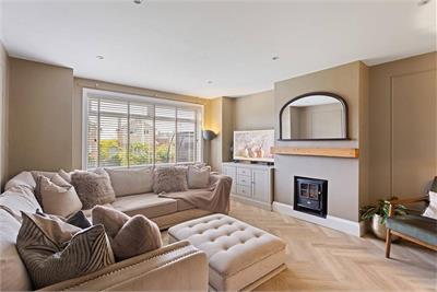 3 Gardener's Walk, , Penicuik, EH26 9JW - image 2