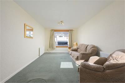 38 Kellywood Crescent, Kincardine, FK10 4PB - image 2