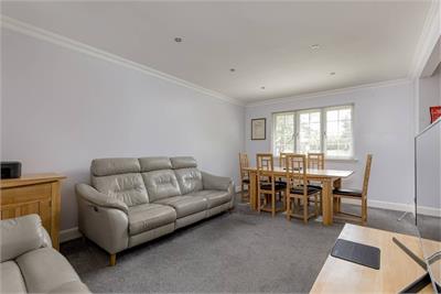 6/2 Myreside View,
Craiglockhart,
Edinburgh,
EH14 1AG - image 2