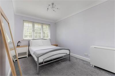 6/2 Myreside View,
Craiglockhart,
Edinburgh,
EH14 1AG - image 15