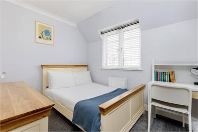 6/2 Myreside View,
Craiglockhart,
Edinburgh,
EH14 1AG - image 17