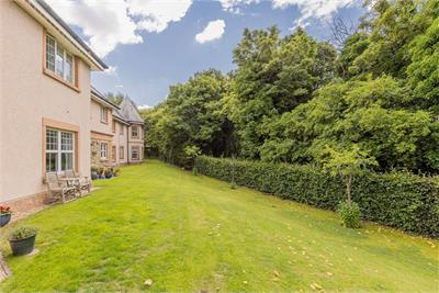 6/2 Myreside View,
Craiglockhart,
Edinburgh,
EH14 1AG - image 22