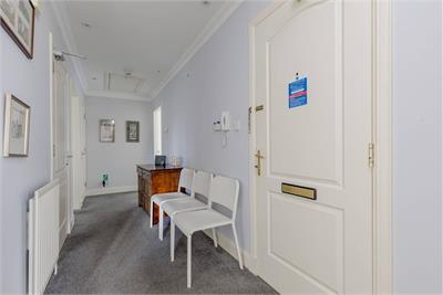 6/2 Myreside View,
Craiglockhart,
Edinburgh,
EH14 1AG - image 8
