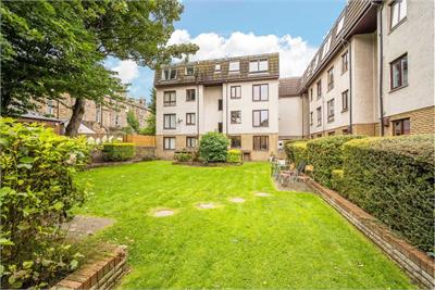 43/8 Lochrin Place, Edinburgh, EH3 9RB - image 11