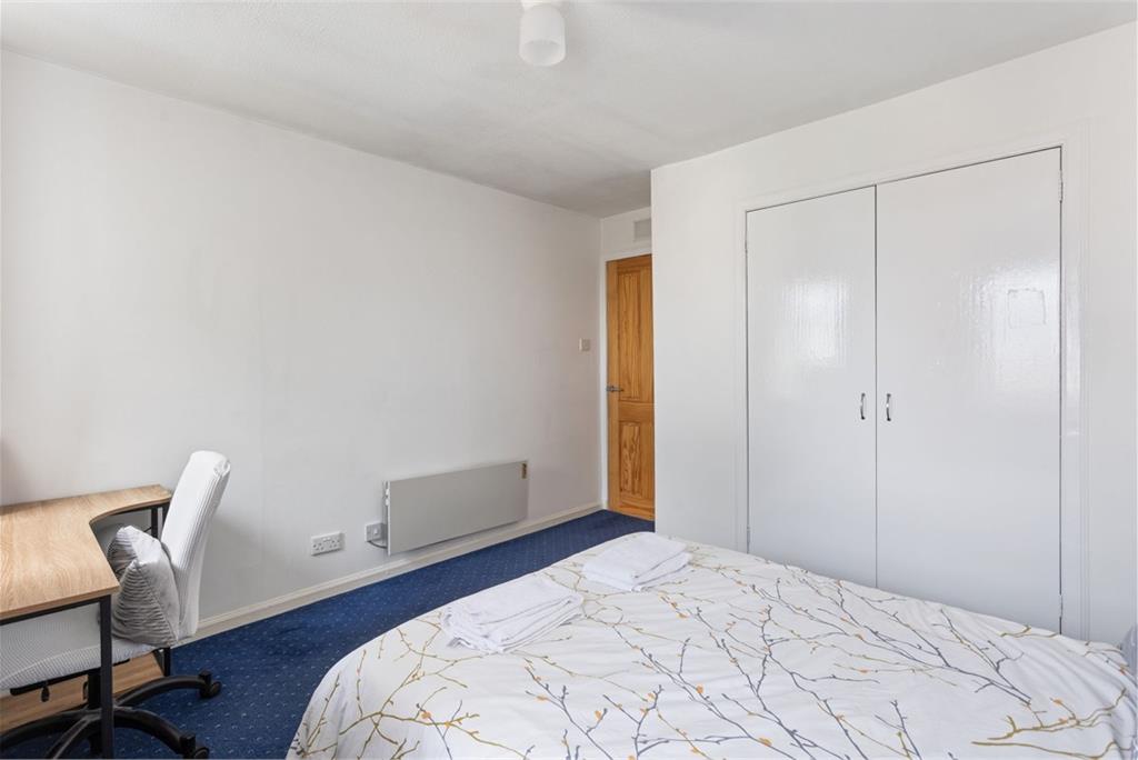 43/8 Lochrin Place, Edinburgh, EH3 9RB - image 8