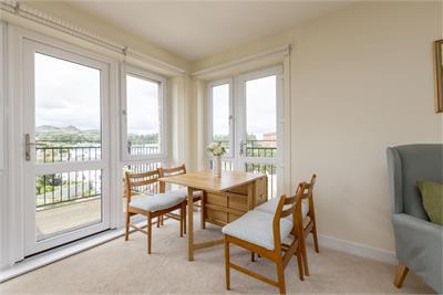 Jameson Gate, Flat 38, 3 Portobello High Street, Portobello, EH15 1DW - image 5