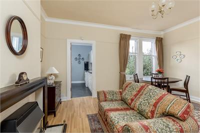 32 St. Clair Terrace, Edinburgh, EH10 5PS - image 7