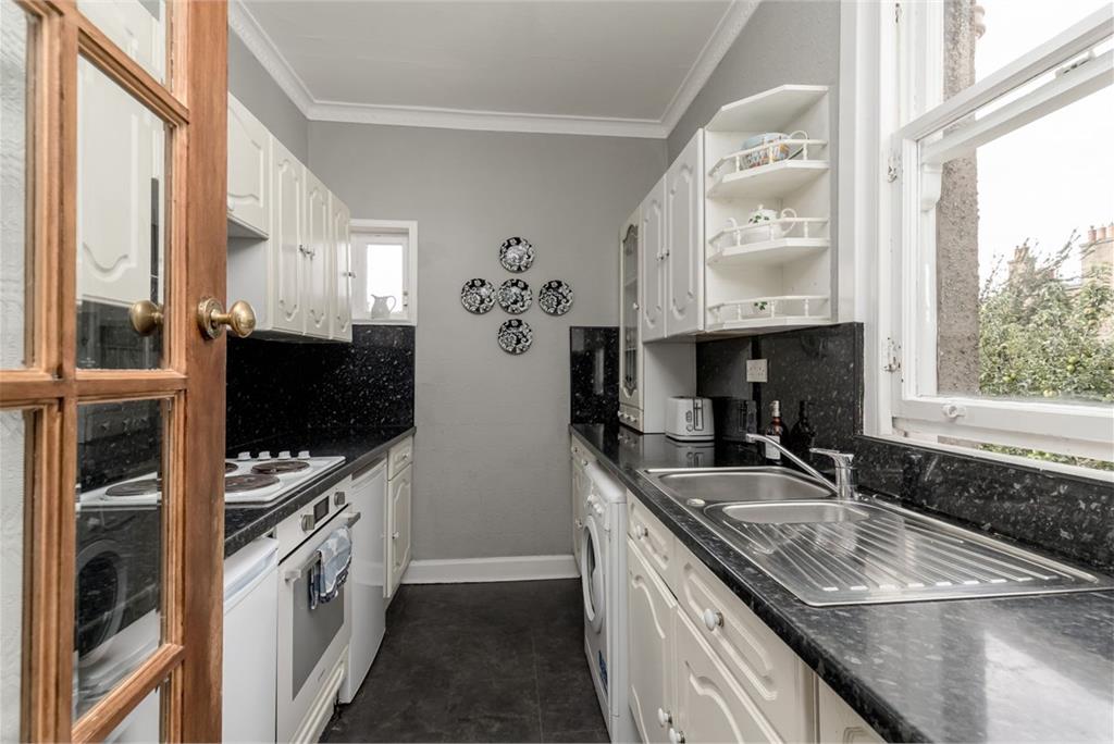 32 St. Clair Terrace, Edinburgh, EH10 5PS - image 8