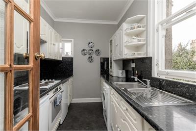 32 St. Clair Terrace, Edinburgh, EH10 5PS - image 8