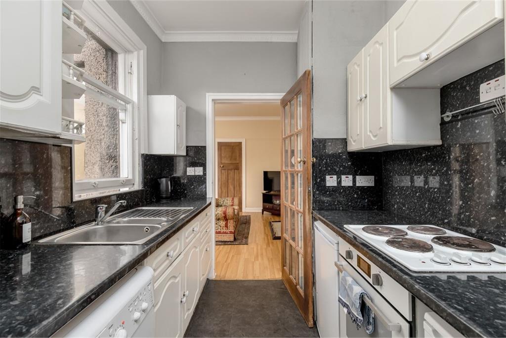 32 St. Clair Terrace, Edinburgh, EH10 5PS - image 9