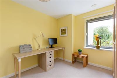 Flat 14, Merrilees Gate, 50 Baberton Avenue, Juniper Green, Edinburgh, EH14 5DU - image 12