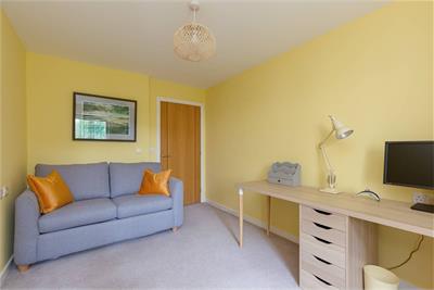Flat 14, Merrilees Gate, 50 Baberton Avenue, Juniper Green, Edinburgh, EH14 5DU - image 13