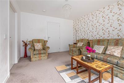 66 Acorn Street, Dunfermline, KY11 8QD - image 3