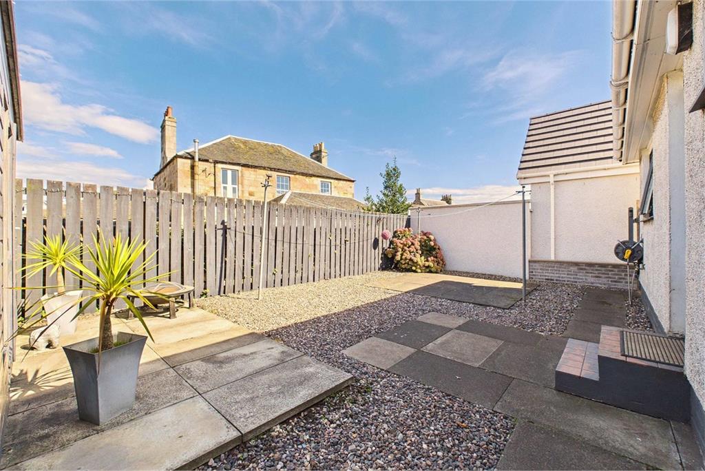 13 Ninian Fields,
Pittenweem,
Anstruther,
KY10 2QU - image 14
