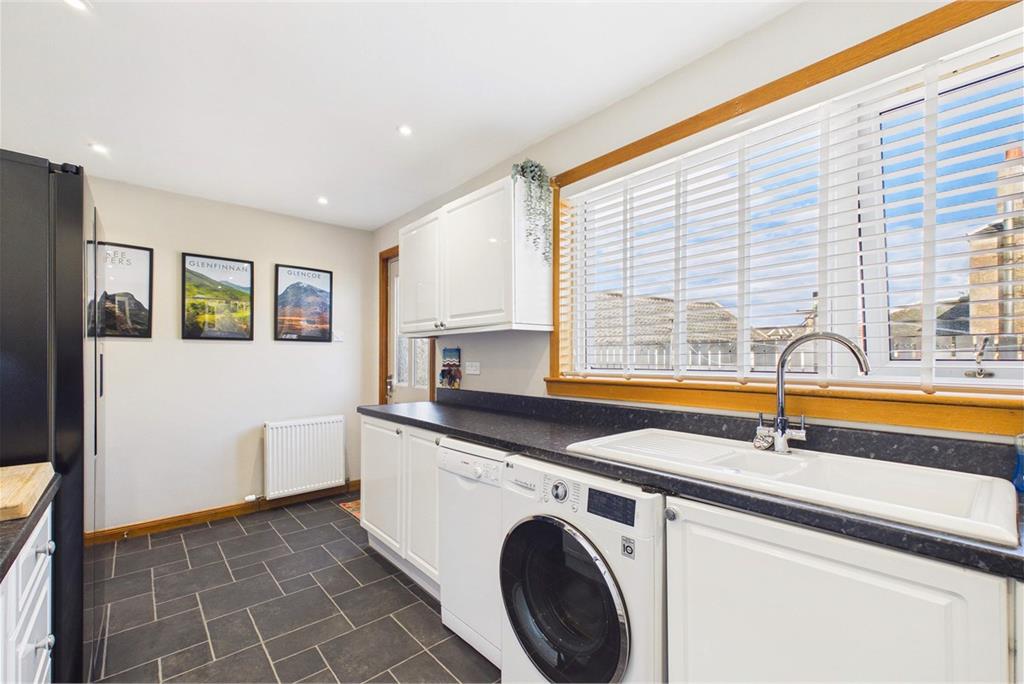 13 Ninian Fields,
Pittenweem,
Anstruther,
KY10 2QU - image 5