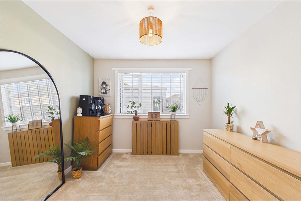 13 Ninian Fields,
Pittenweem,
Anstruther,
KY10 2QU - image 10
