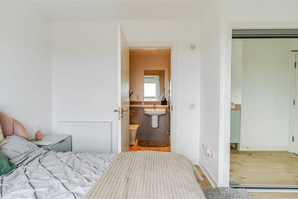 Flat 22, 52 Shrubhill Walk, Leith Walk, Edinburgh EH7 4FT - image 12