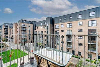 Flat 22, 52 Shrubhill Walk, Leith Walk, Edinburgh EH7 4FT - image 3