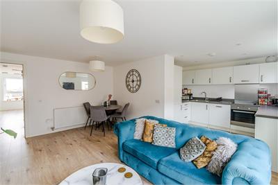 Flat 22, 52 Shrubhill Walk, Leith Walk, Edinburgh EH7 4FT - image 6