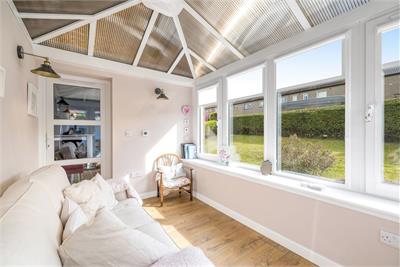 1/1 Coillesdene Grove, EDINBURGH, EH15 2JE - image 6