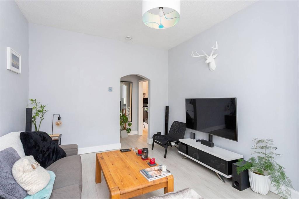 40 Mid Beveridgewell, , Dunfermline, KY12 9ES - image 5