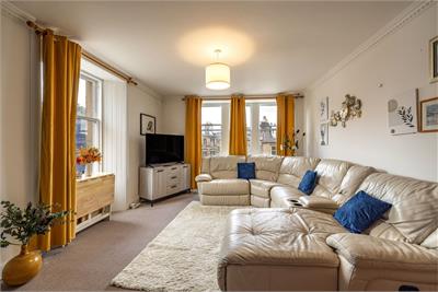 2B Market Place, Jedburgh, TD8 6AP - image 2