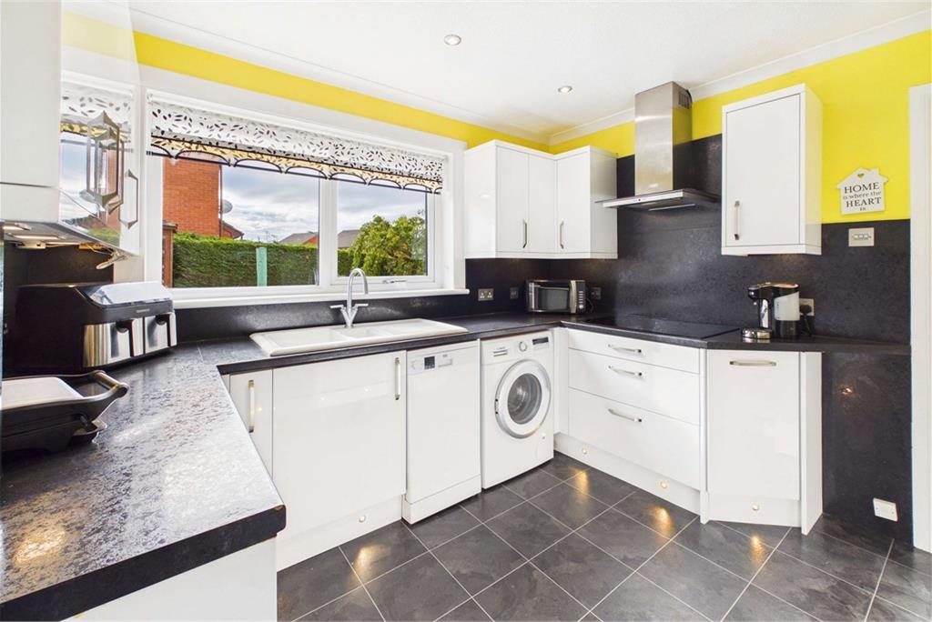 63 Clayknowes Place, Musselburgh, EH21 6UQ - image 5
