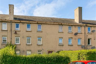 13/2 Wardieburn Street East, Edinburgh, EH5 1DN - image 1