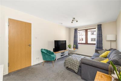 17/7 Dalgety Road, Meadowbank, Edinburgh, EH7 5UH - image 2