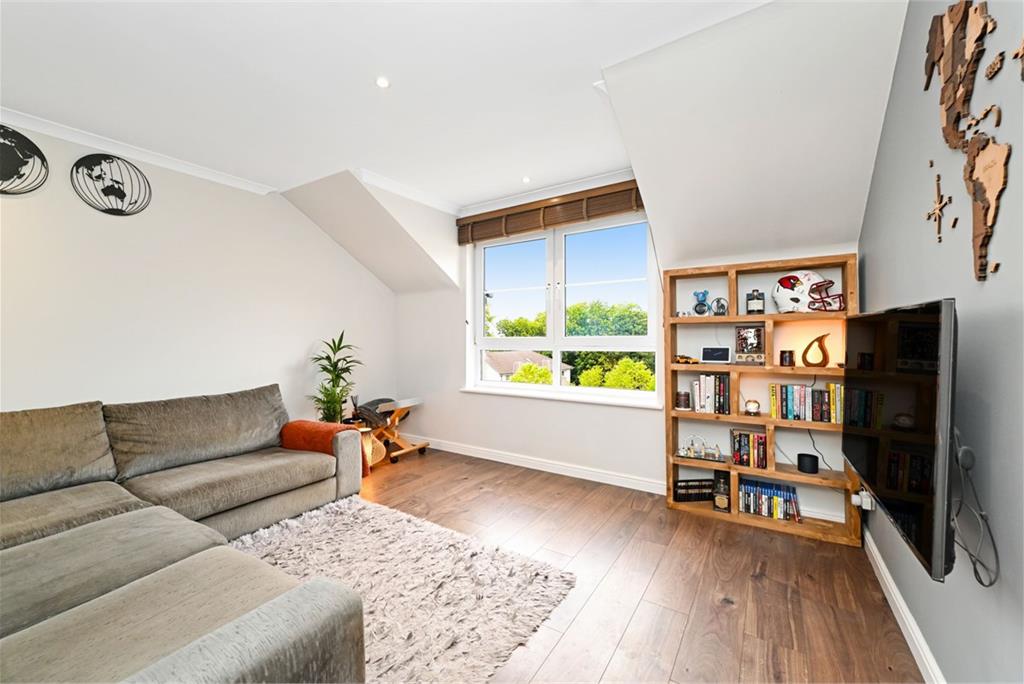 5/8 Inglis Green Gait, Longstone, Edinburgh, EH14 2LG - image 2