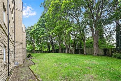 5/8 Inglis Green Gait, Longstone, Edinburgh, EH14 2LG - image 12