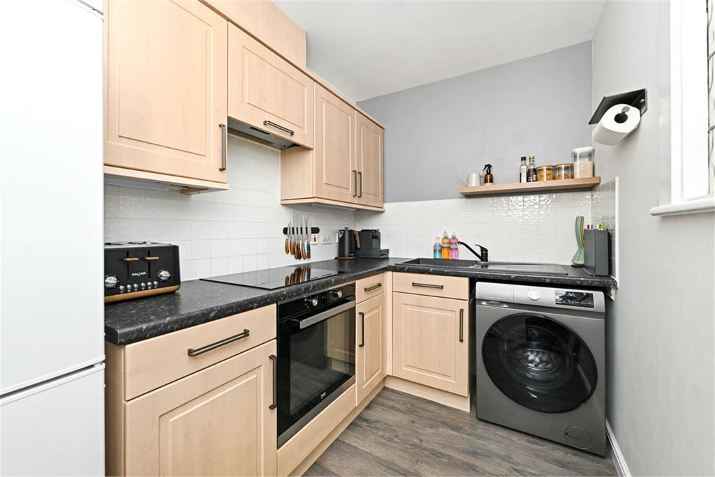 5/8 Inglis Green Gait, Longstone, Edinburgh, EH14 2LG - image 4