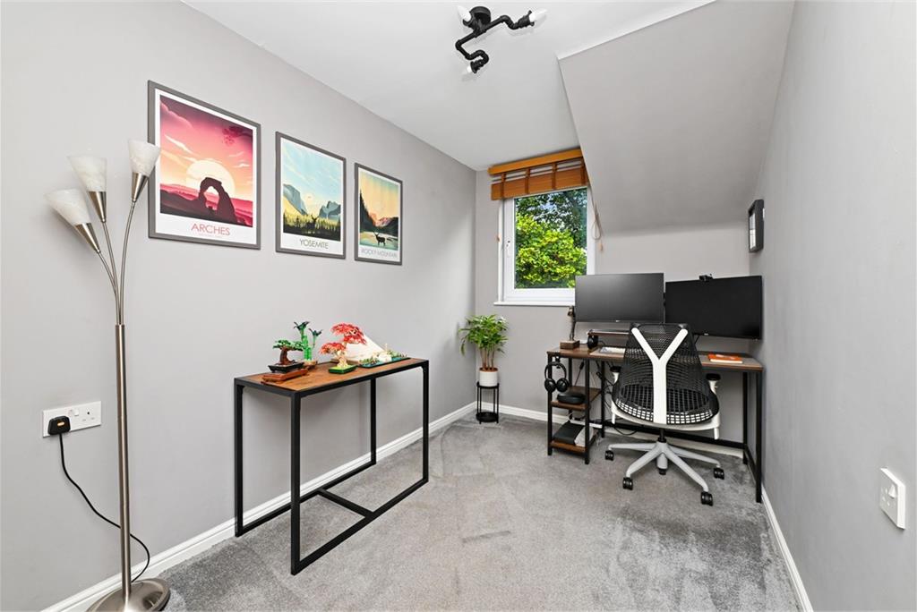 5/8 Inglis Green Gait, Longstone, Edinburgh, EH14 2LG - image 8