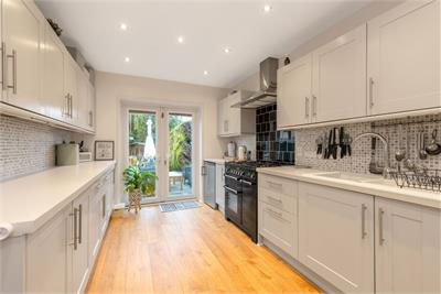 8 Queen's Drive, Pencaitland, EH34 5AP - image 5