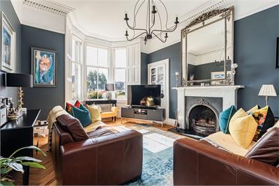 22 Dovecot Road, Edinburgh, EH12 7LE - image 3