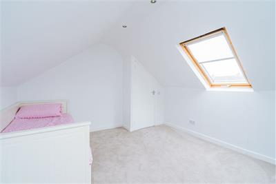 31 Dolphin Gardens West, Currie, Edinburgh, EH14 5RJ - image 13