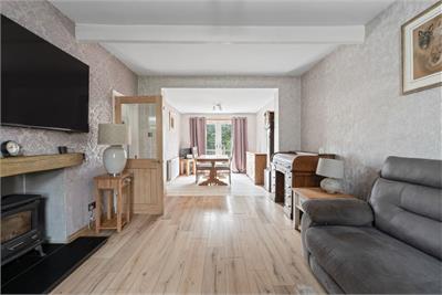 1 Park Avenue, Walkerburn, EH43 6AN - image 3