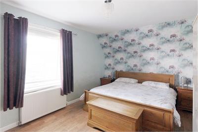 1 Park Avenue, Walkerburn, EH43 6AN - image 9
