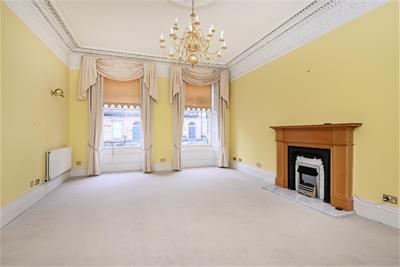 8a Chester Street, Edinburgh, EH3 7RA - image 2