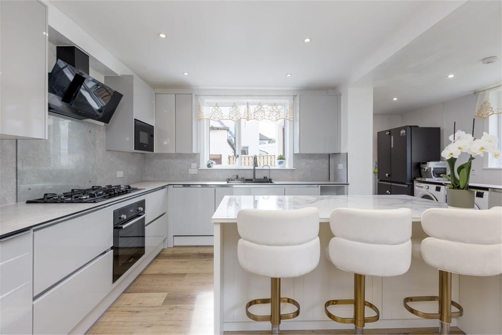 58 Hillpark Avenue, EDINBURGH, EH4 7AH - image 6
