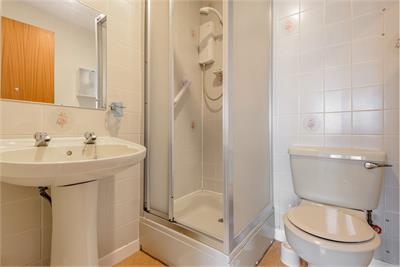 4/6 Dun-Ard Garden, Edinburgh, EH9 2HZ - image 23