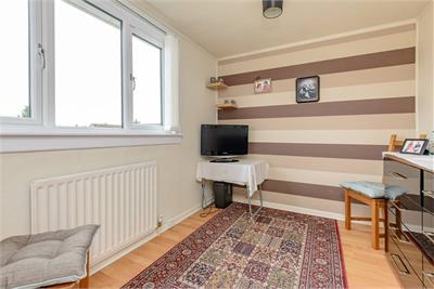 48 Strathesk Road, Penicuik, EH26 8EF - image 18