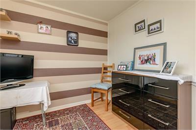 48 Strathesk Road, Penicuik, EH26 8EF - image 19